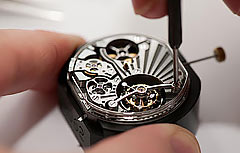 手表维修（万国手表表带锈蚀的护理建议）