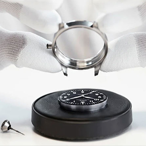 万国手表保养（万国手表表带锈蚀的护理建议）